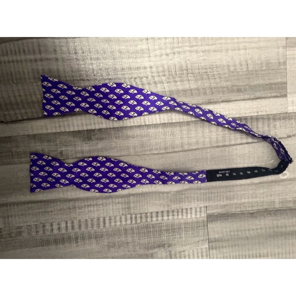Vineyard Vines Men Baltimore ravens Bow Tie